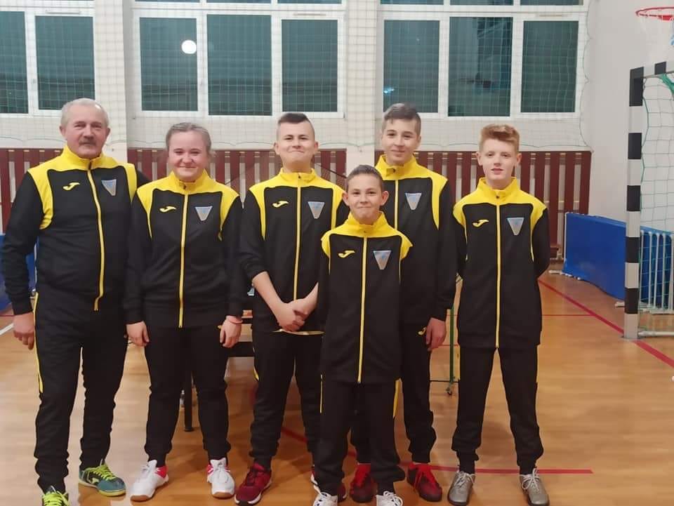 Plakat turnieju Zagrajmy razem dla Victorii Jedlińsk - marzec 2022